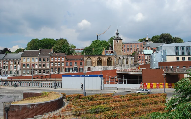 Emprises ferroviaires et paysage urbain à Liège